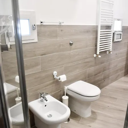 Di Vaio S Adiacente Metro Rione Alto 4*